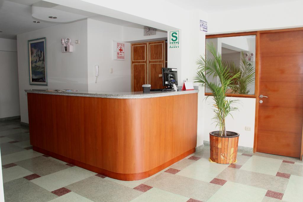 Hotel Cholcana Lima Bagian luar foto